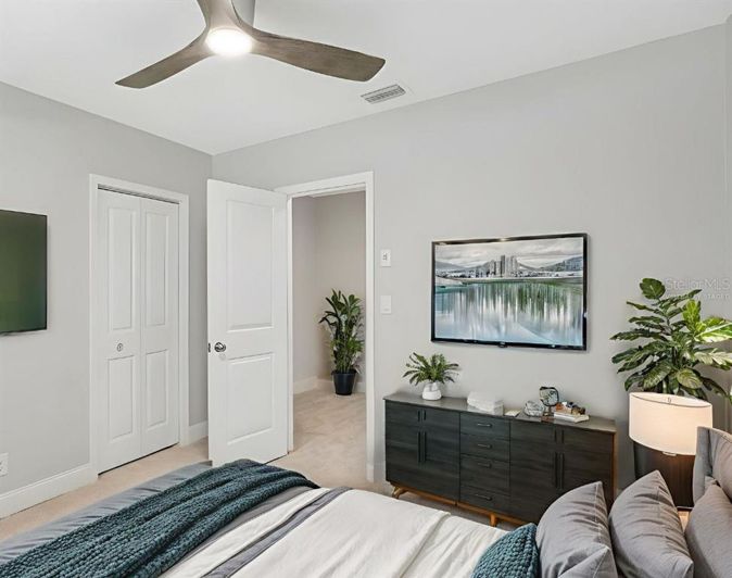 Image No.30-3 Bed Property for sale