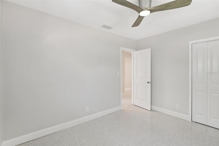 Image No.32-3 Bed Property for sale