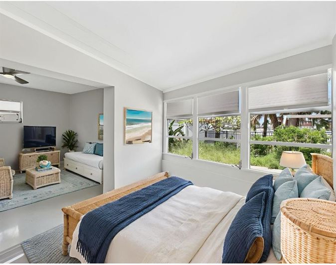 Image No.40-3 Bed Property for sale