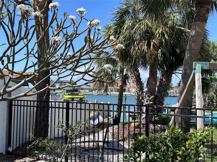 Image No.45-3 Bed Property for sale