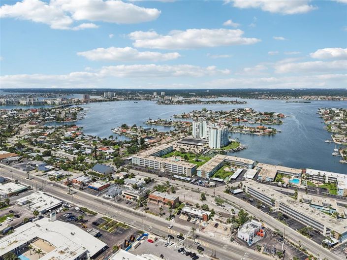 Image No.51-3 Bed Property for sale