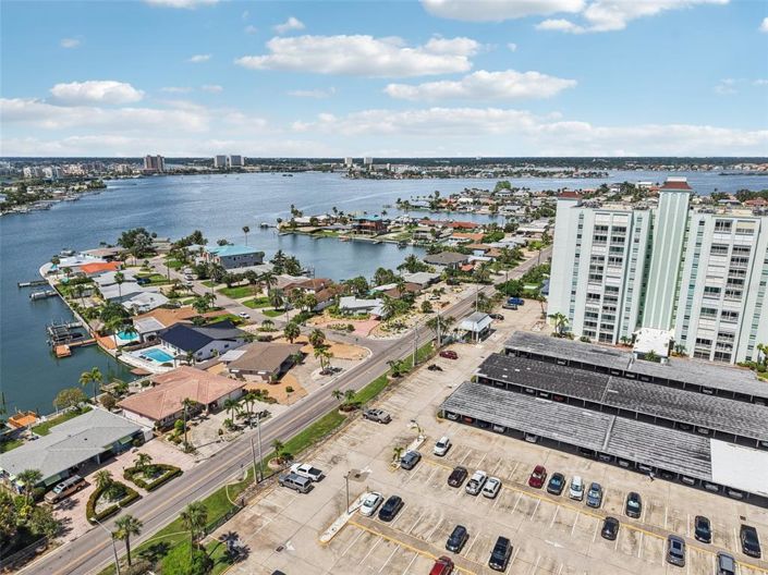 Image No.52-3 Bed Property for sale