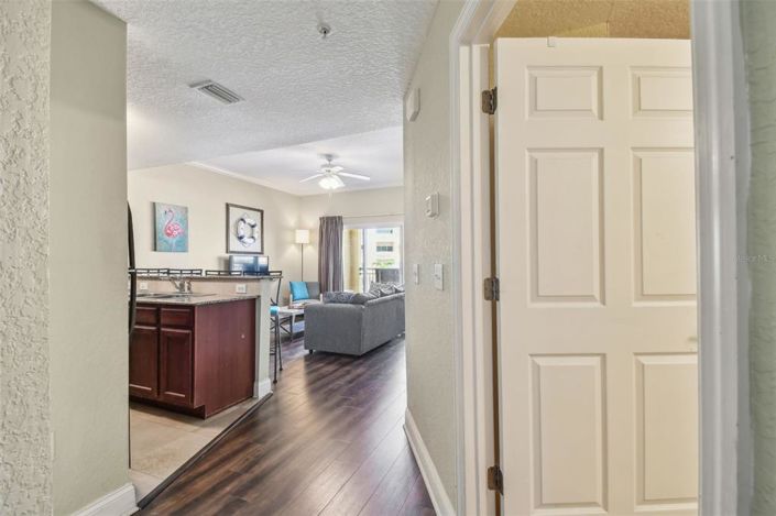 Image No.5-2 Bed Property for sale