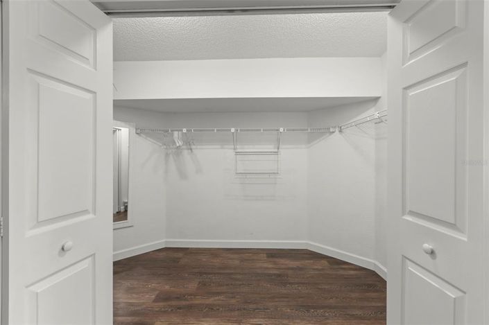 Image No.27-3 Bed Townhouse for sale