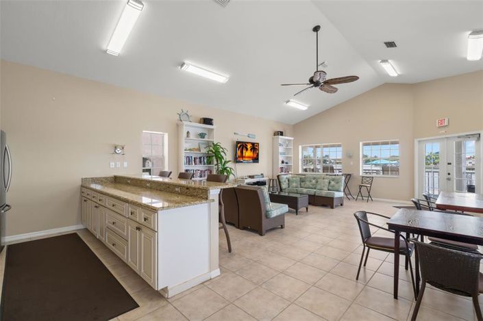 Image No.39-3 Bed Townhouse for sale