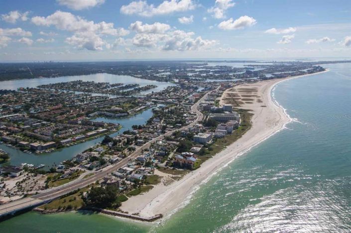 Image No.3-Propriété de 2 chambres à vendre à Treasure Island