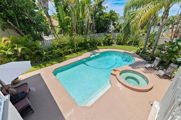 Image No.13-4 Bed Property for sale