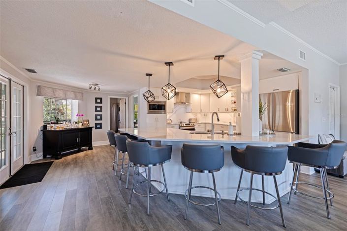 Image No.17-4 Bed Property for sale