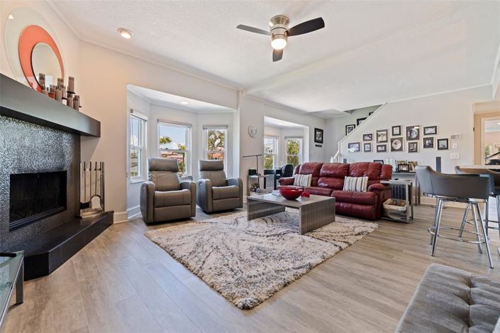 Image No.22-4 Bed Property for sale