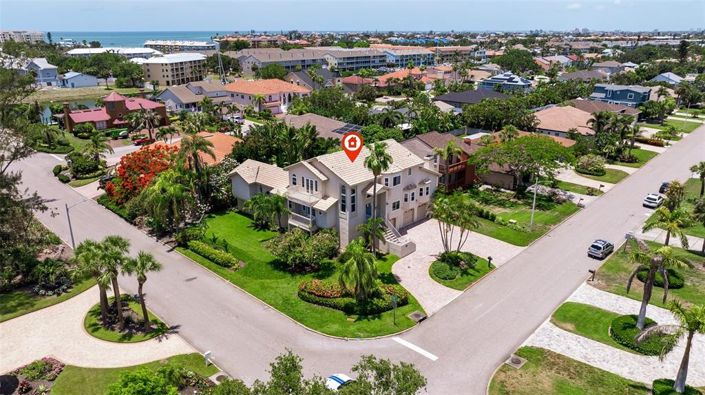 Image No.3-4 Bed Property for sale