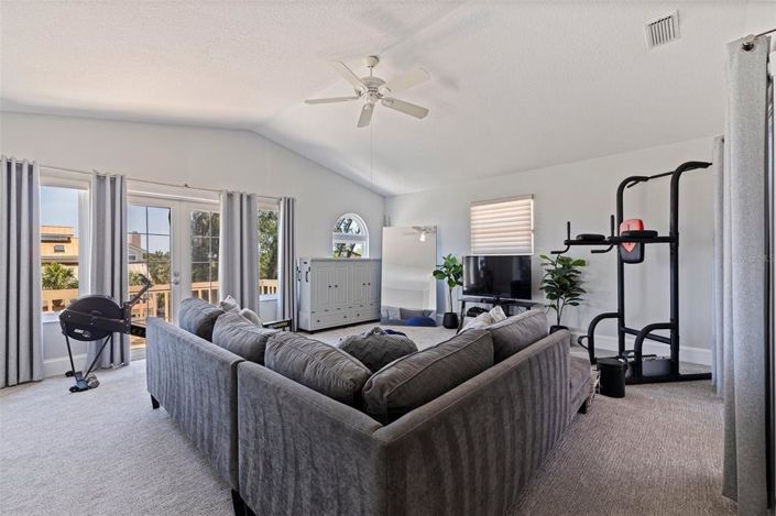 Image No.32-4 Bed Property for sale