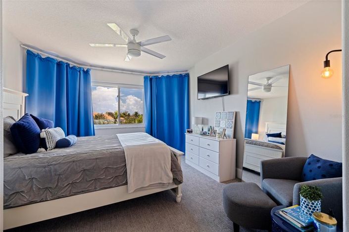 Image No.35-4 Bed Property for sale