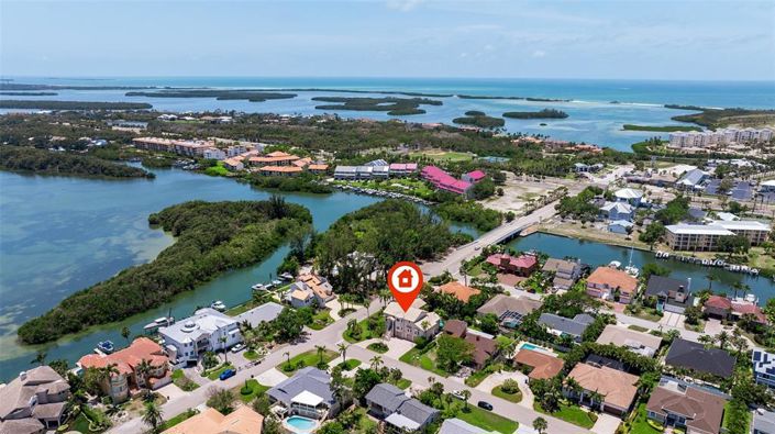 Image No.54-4 Bed Property for sale