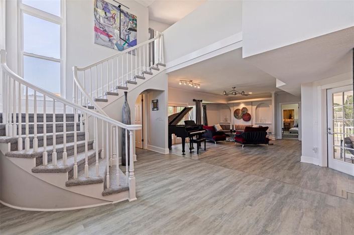 Image No.6-4 Bed Property for sale