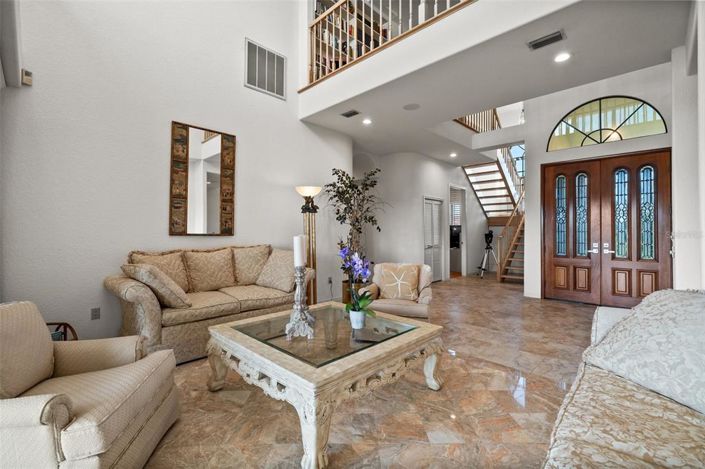 Image No.21-5 Bed Property for sale