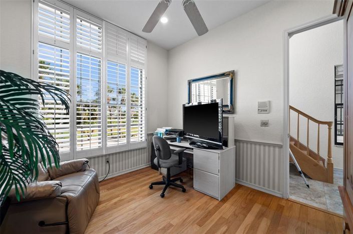 Image No.32-5 Bed Property for sale