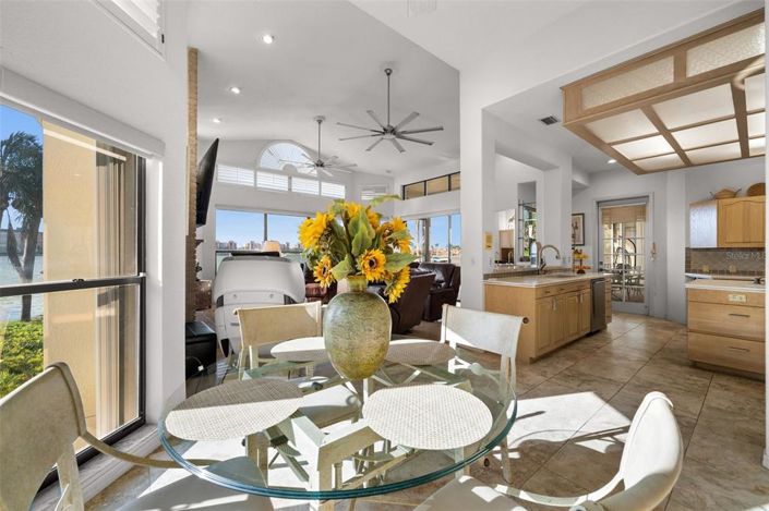 Image No.59-5 Bed Property for sale