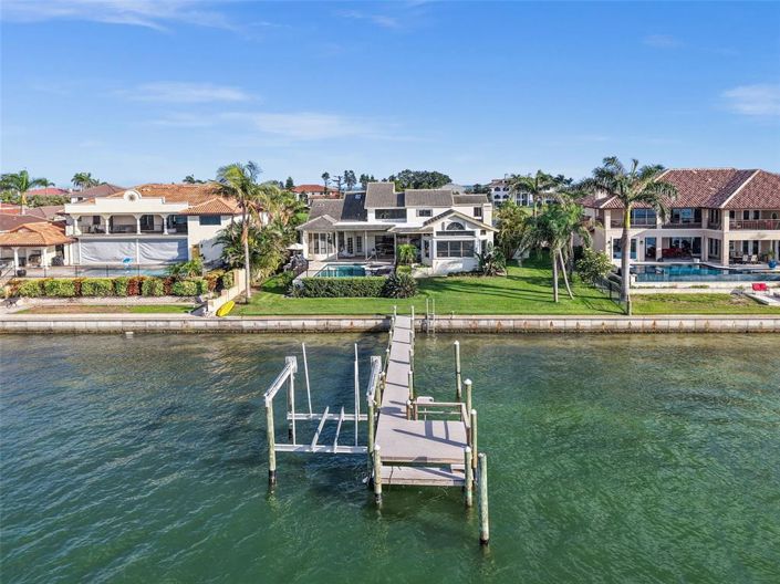 Image No.73-5 Bed Property for sale