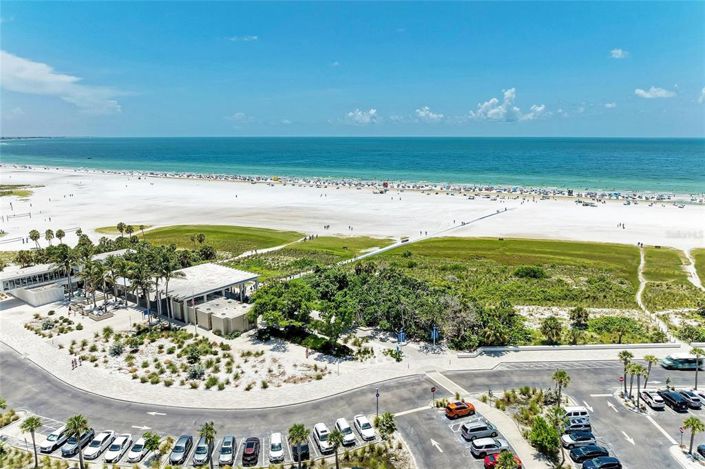 Image No.2-Propriété de 2 chambres à vendre à Sarasota