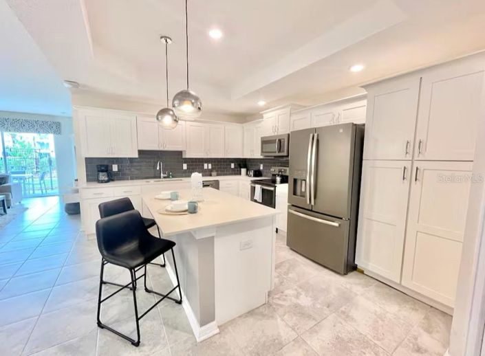 Image No.3-3 Bed Property for sale