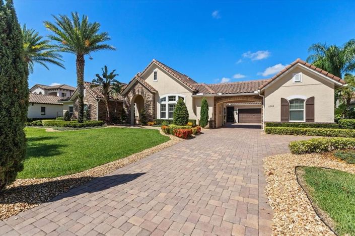 Image No.11-4 Bed Property for sale