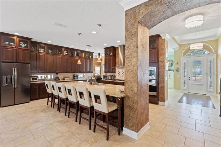 Image No.20-4 Bed Property for sale