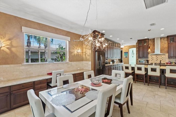 Image No.26-4 Bed Property for sale