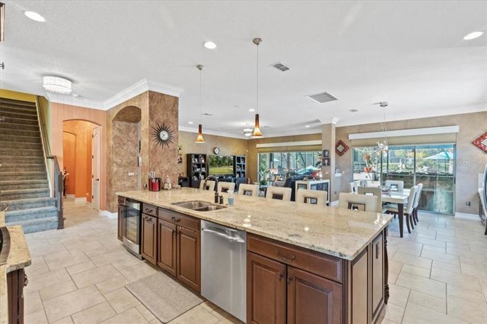 Image No.29-4 Bed Property for sale