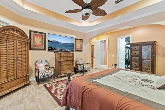 Image No.32-4 Bed Property for sale