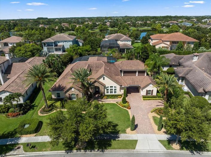 Image No.5-4 Bed Property for sale