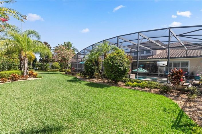 Image No.65-4 Bed Property for sale