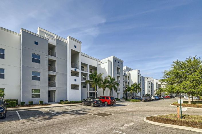 Image No.1-2 Bed Property for sale