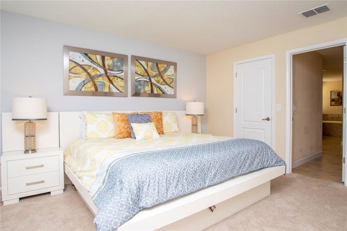 Image No.24-6 Bed Property for sale