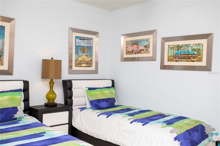 Image No.33-6 Bed Property for sale