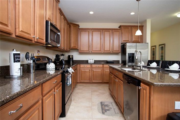 Image No.61-6 Bed Property for sale