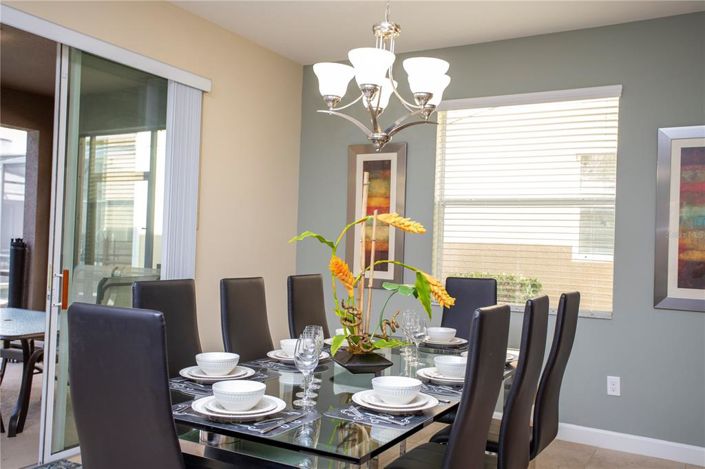 Image No.64-6 Bed Property for sale