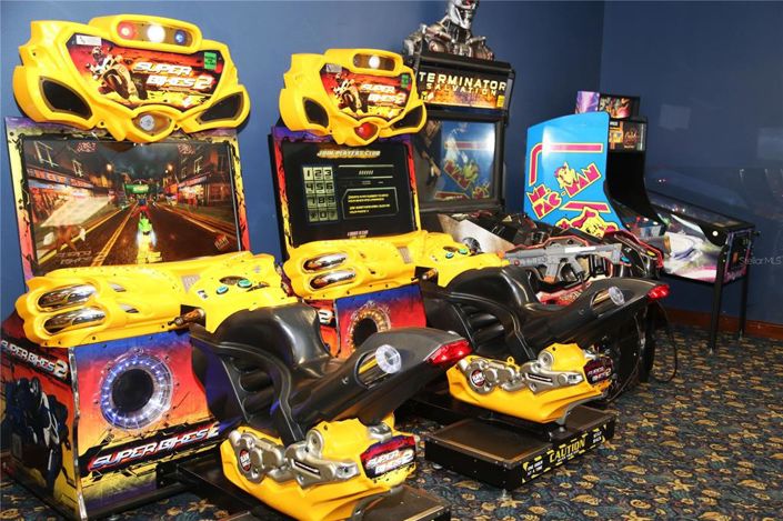 Image No.89-6 Bed Property for sale