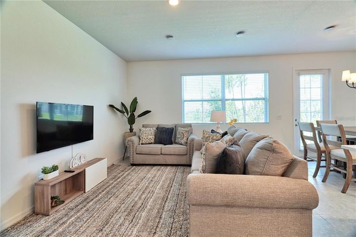 Image No.9-3 Bed Townhouse for sale