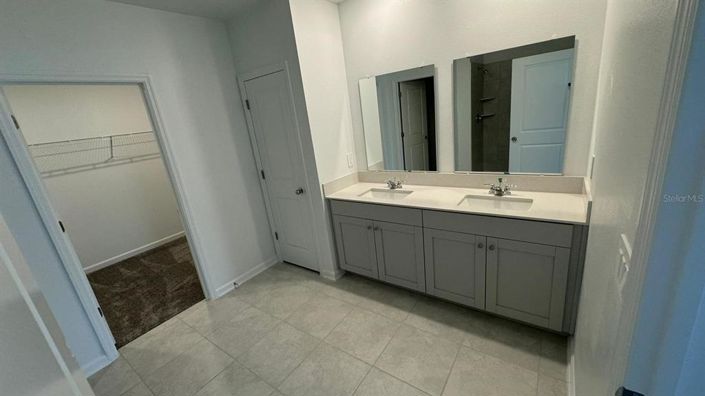 Image No.7-4 Bed Property for sale