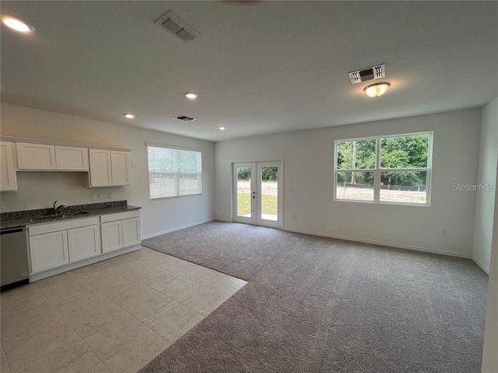 Image No.10-3 Bed Townhouse for sale