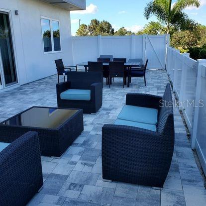 Image No.27-3 Bed Property for sale