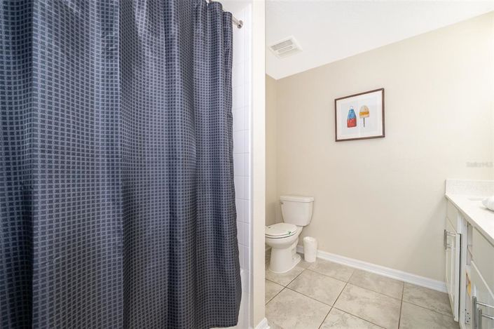 Image No.22-2 Bed Property for sale