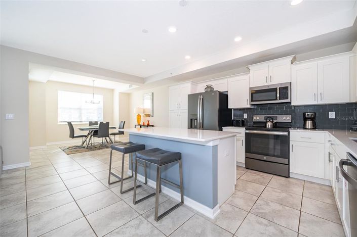 Image No.9-2 Bed Property for sale