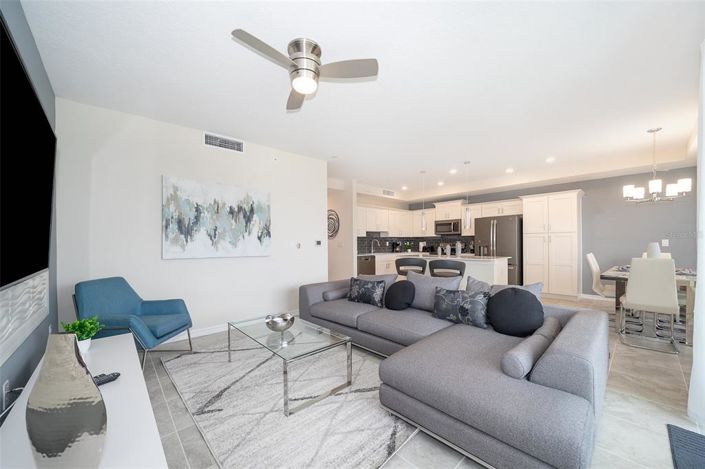 Image No.10-2 Bed Property for sale