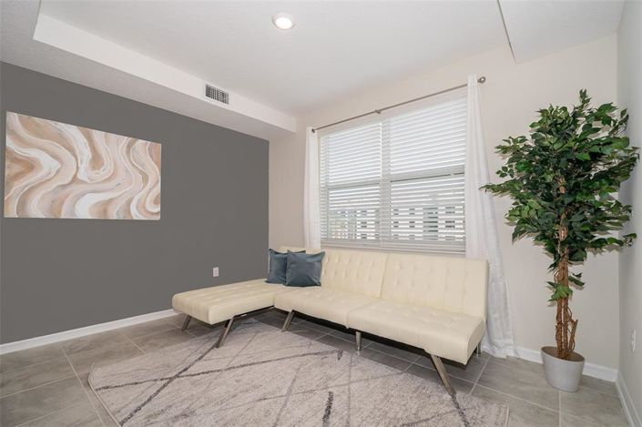 Image No.13-2 Bed Property for sale