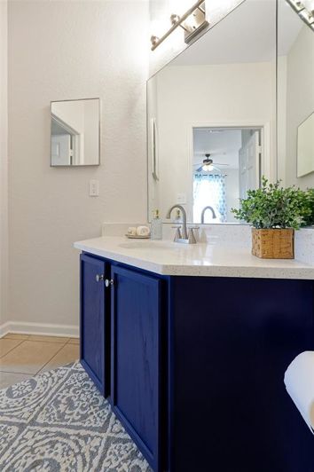 Image No.17-3 Bed Property for sale