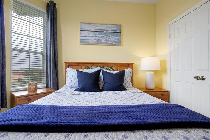 Image No.20-3 Bed Property for sale