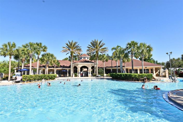 Image No.44-3 Bed Property for sale