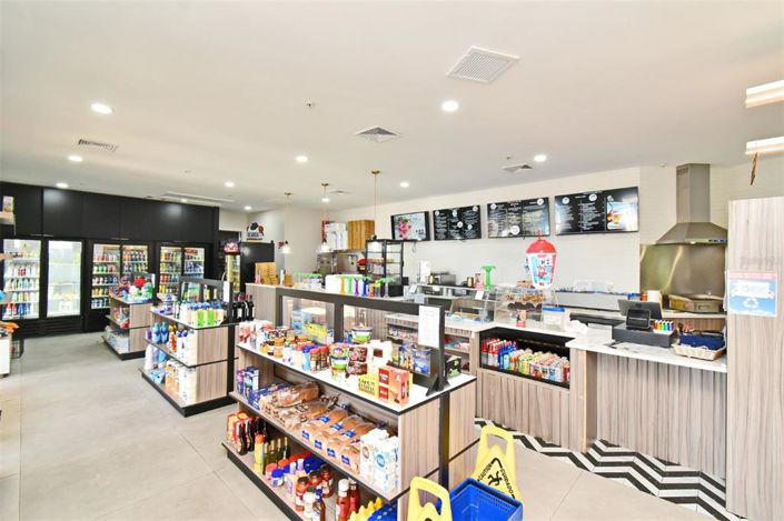 Image No.54-3 Bed Property for sale