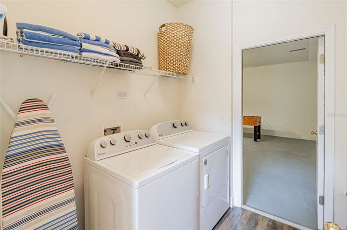 Image No.21-7 Bed Property for sale